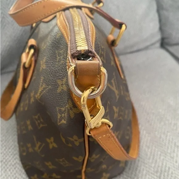 Louis Vuitton Classic Brown Monogram Tote - Picture 6 of 12